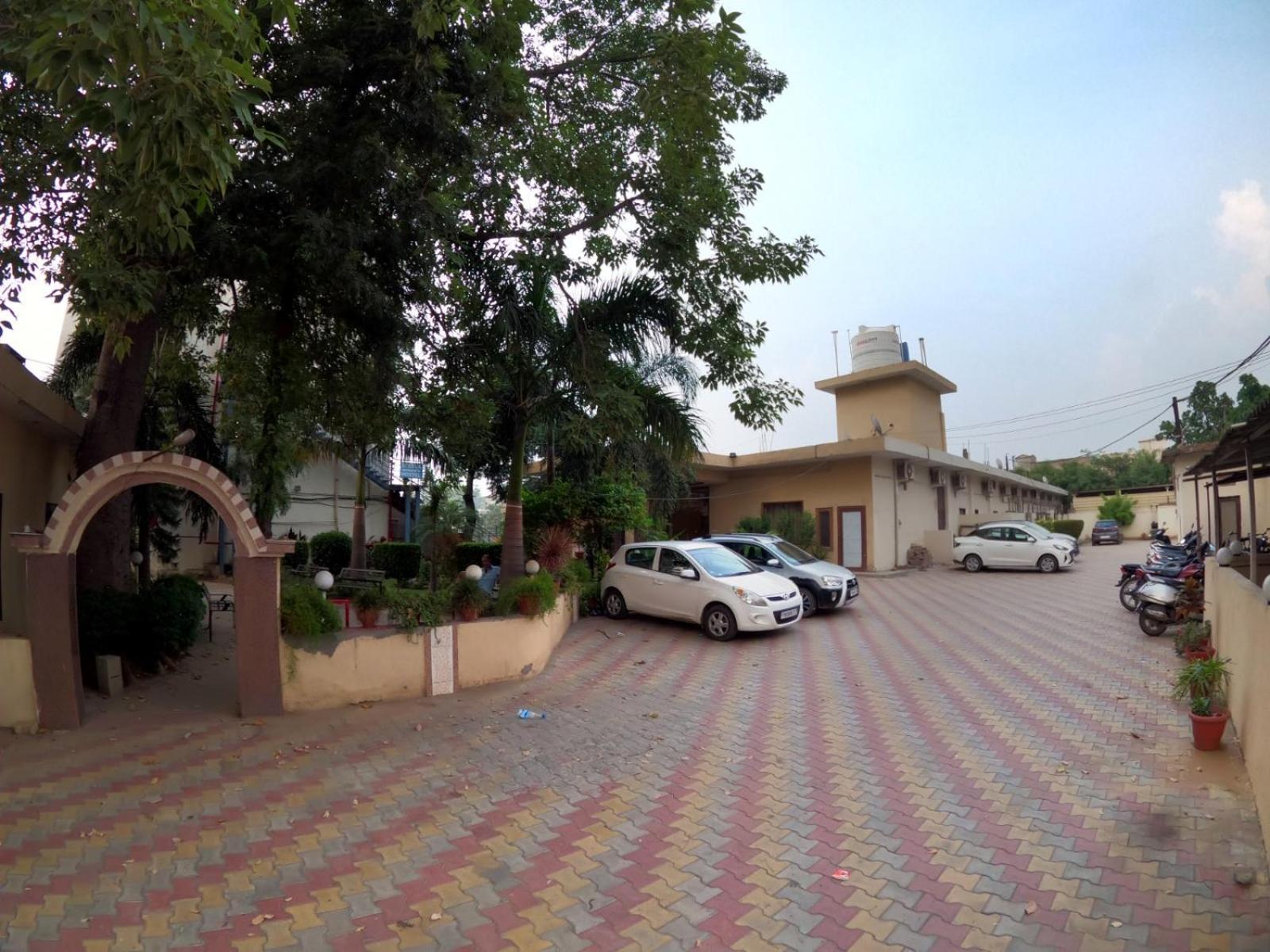 Sheela stays Ludhiana Extérieur photo
