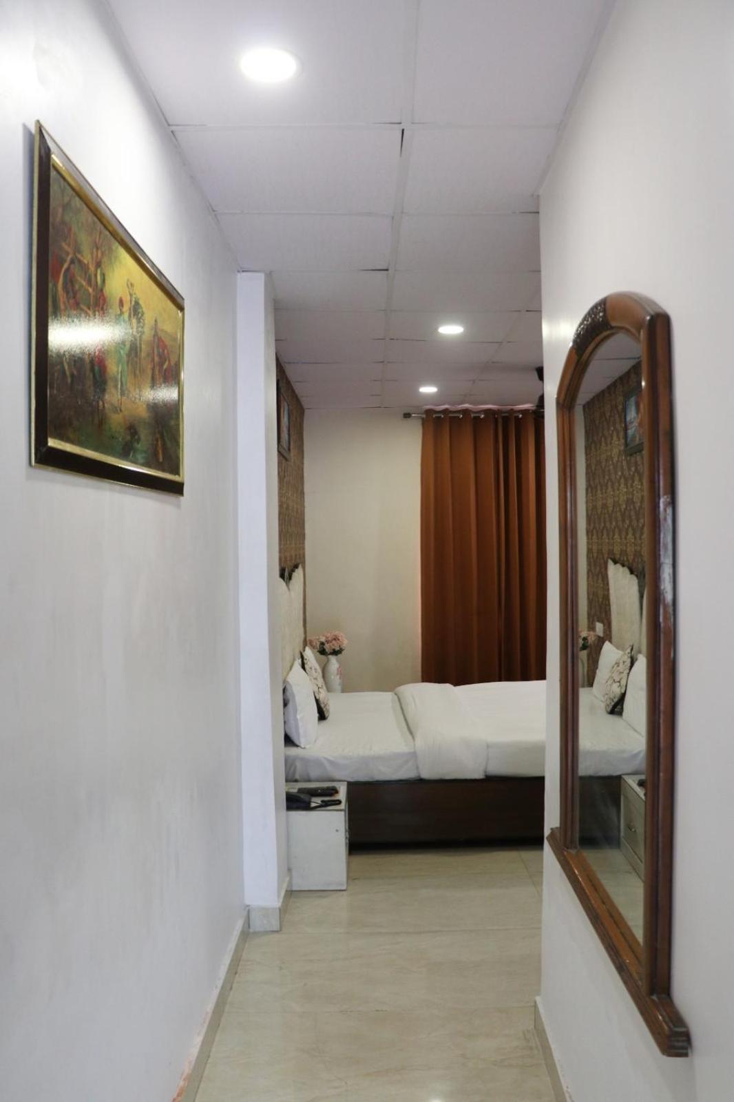 Sheela stays Ludhiana Extérieur photo