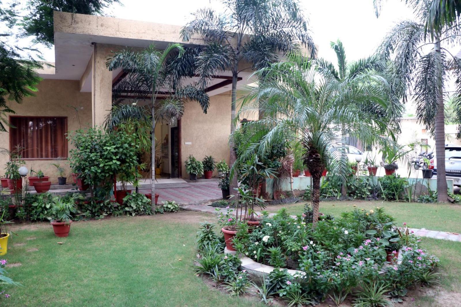 Sheela stays Ludhiana Extérieur photo